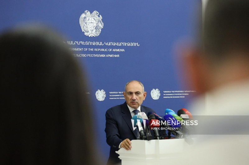 Никол Пашинян заявил, что принятие новой Конституции остается предвыборным обязательством